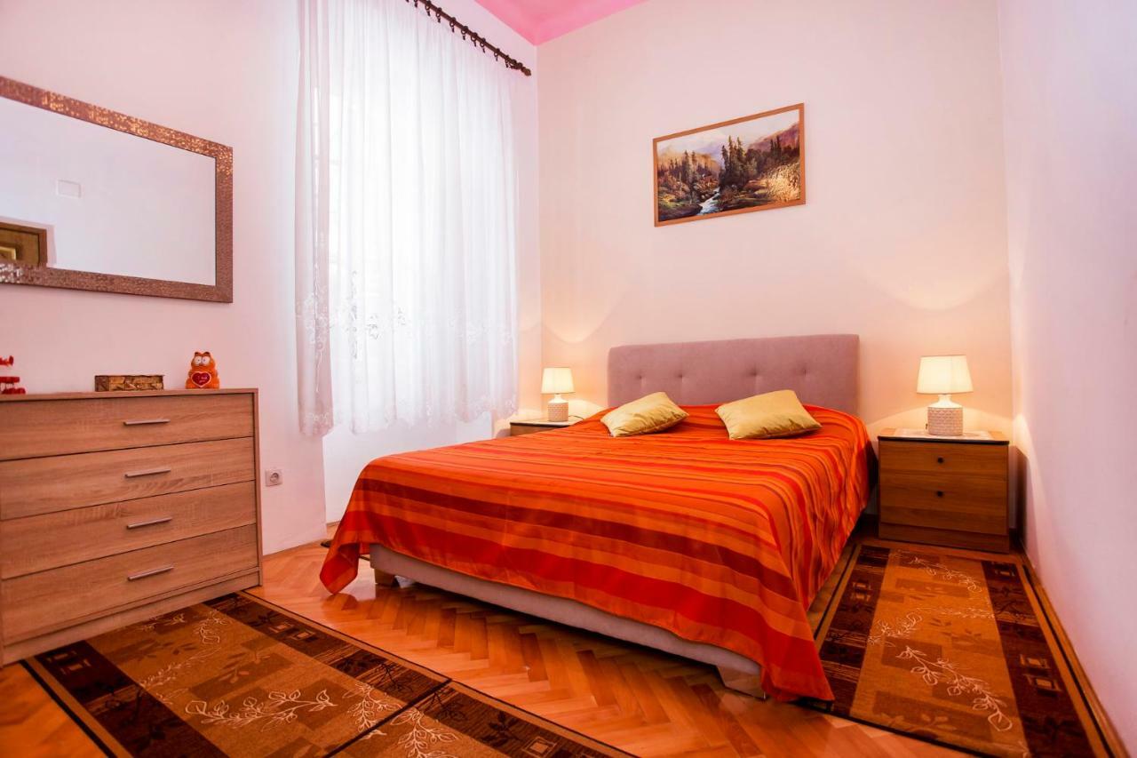 Emanuel Apartman Пула Экстерьер фото