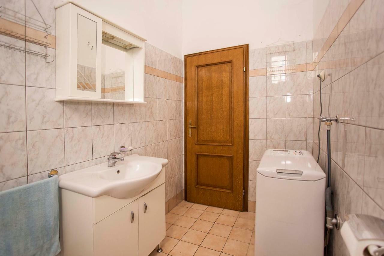 Emanuel Apartman Пула Экстерьер фото