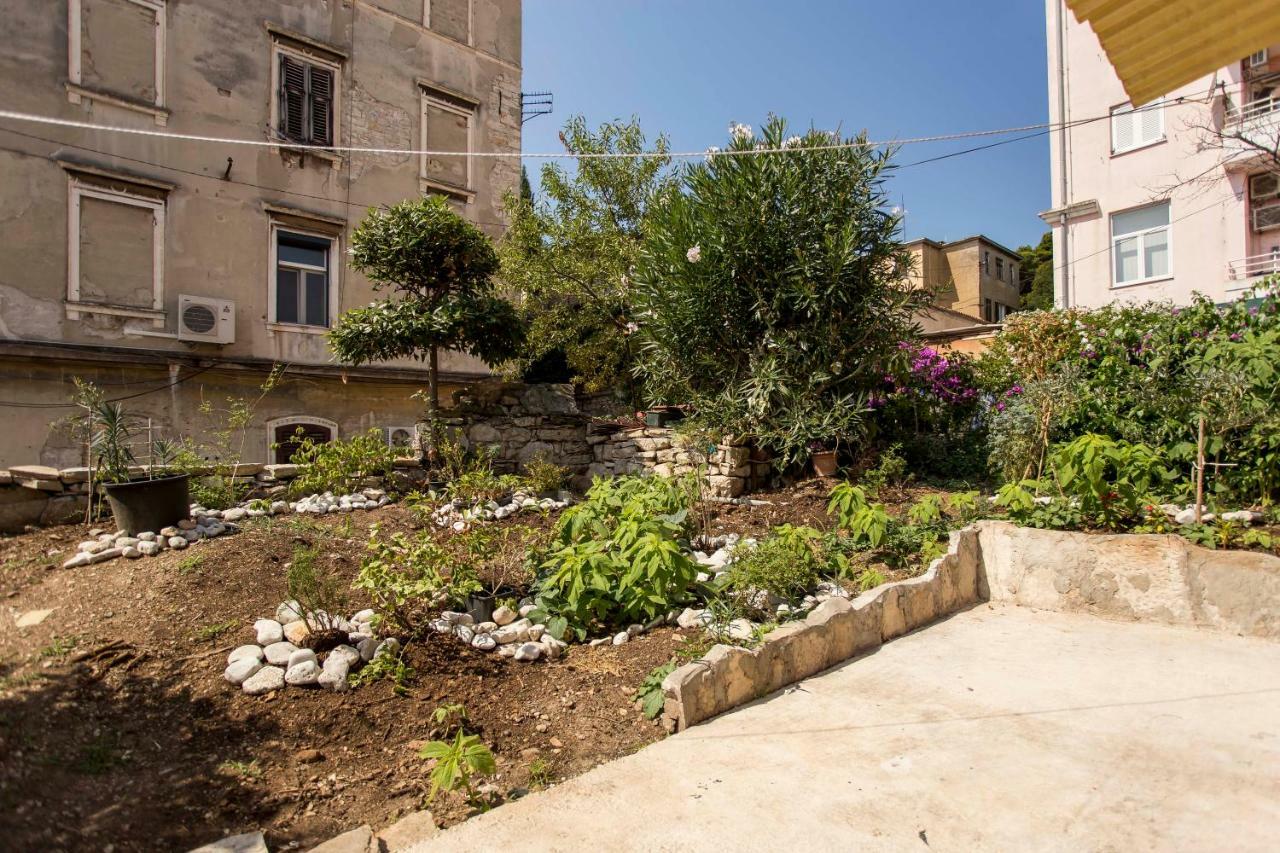 Emanuel Apartman Пула Экстерьер фото