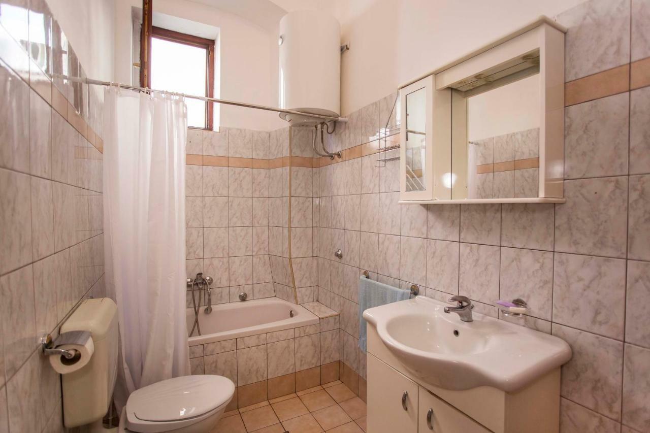Emanuel Apartman Пула Экстерьер фото